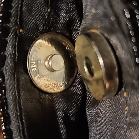Sequenced Small HandBag - Picture 3 of 3